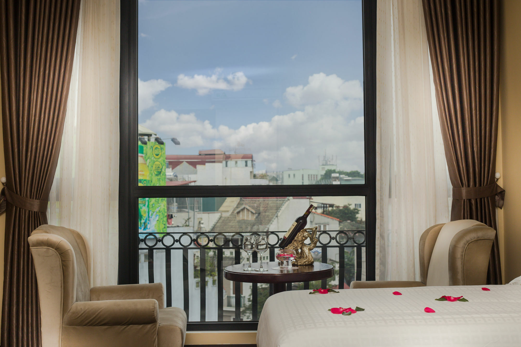 Suite City View